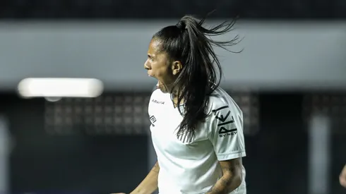 Katrine anotou seu primeiro gol pelas Sereias – Foto: Reinaldo Campos/ Santos F.C