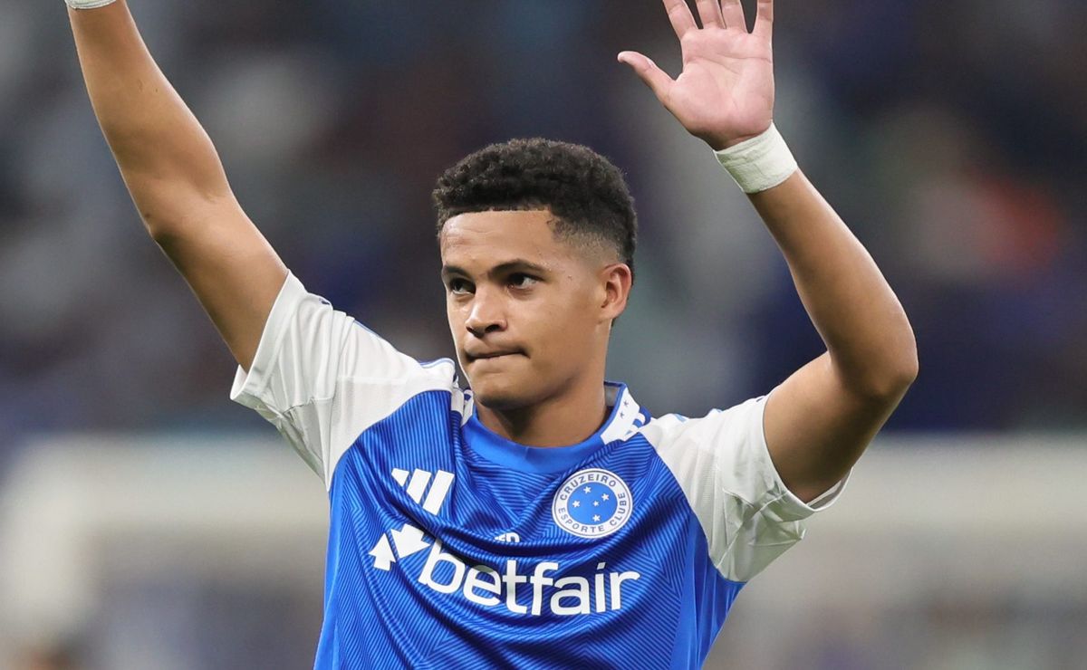 Borussia Dortmund-ALE fecha acordo e Cruzeiro vai receber R$ 74 milhões em negociação de Kauã Prates
