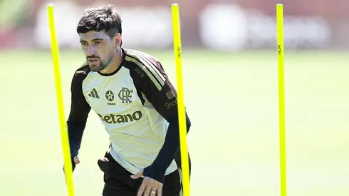 Arrascaeta durante treino pelo Flamengo. Foto: Gilvan de Souza/Flamengo