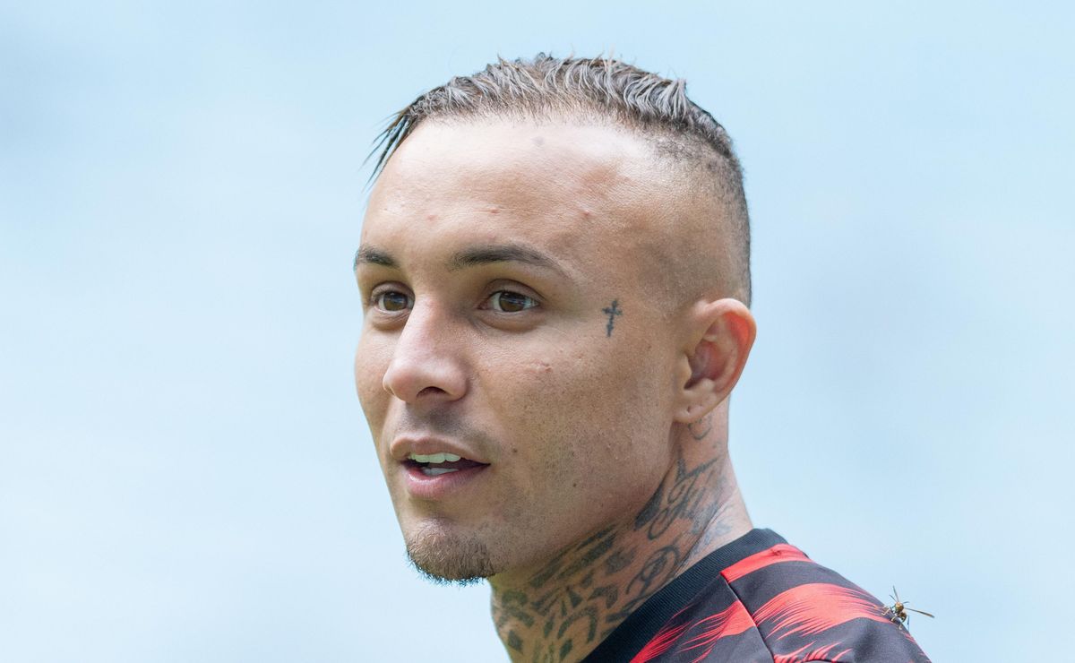 Everton Cebolinha frustra os planos do Grêmio e encaminha renovação com o Flamengo até 2028