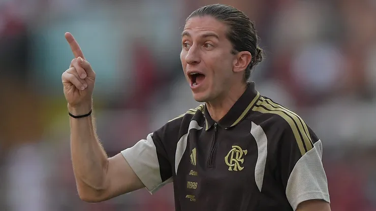 Filipe Luís quer novo atacante no Flamengo.