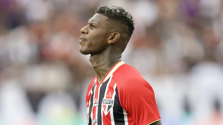 Arboleda jogador do Sao Paulo durante partida contra o Corinthians no estadio Arena Corinthians pelo campeonato Paulista 2026. Foto: Marcello Zambrana/AGIF