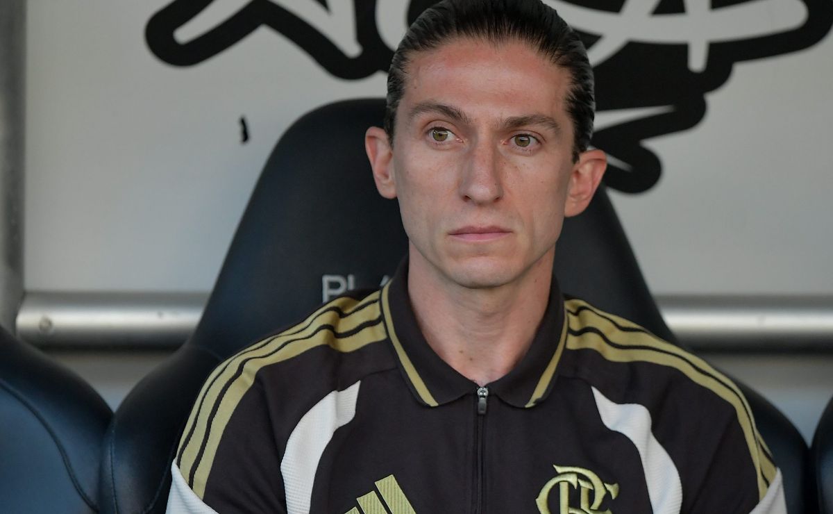 Filipe Luís é sincero e projeta Lanús x Flamengo na Argentina: “É um título muito difícil”