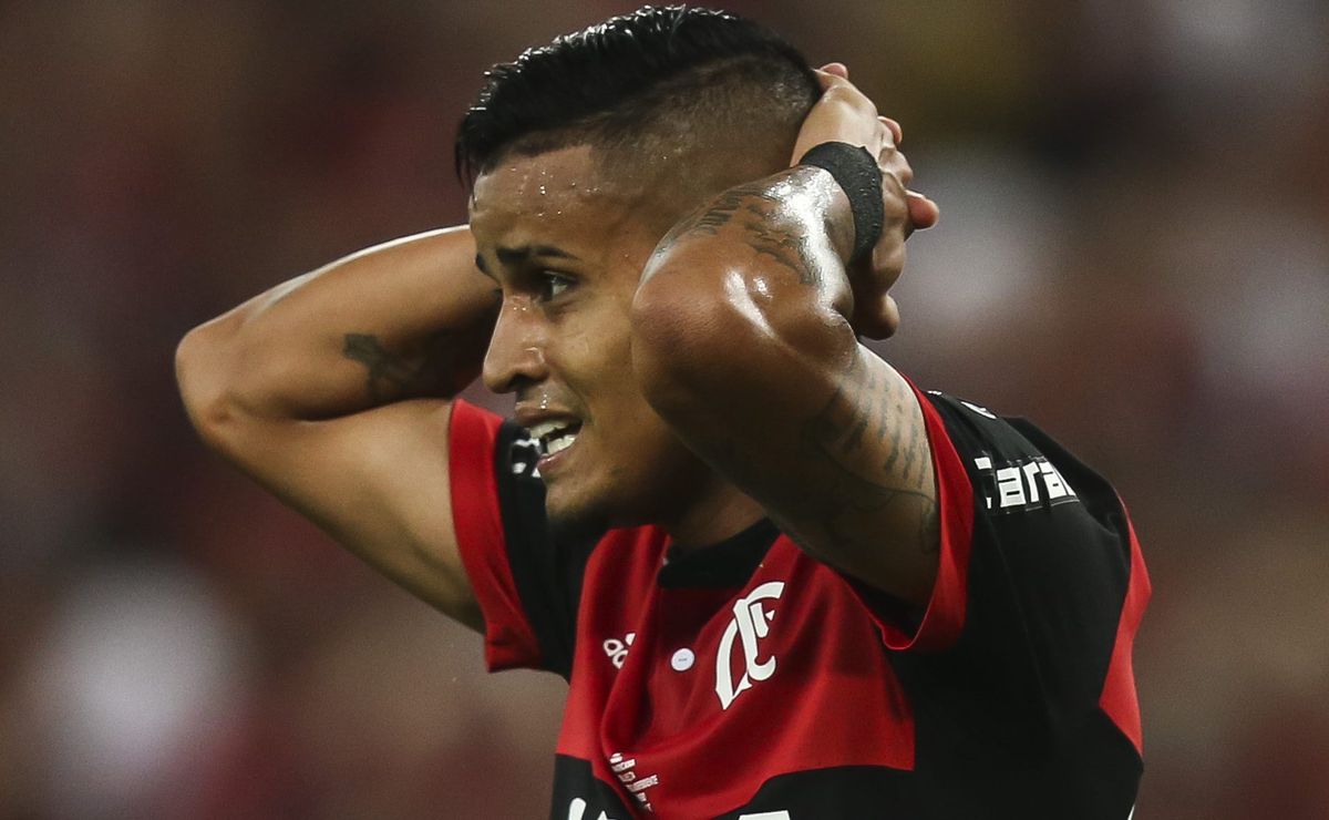 Flamengo possui apenas um título em quatro finais contra times argentinos em competições internacionais