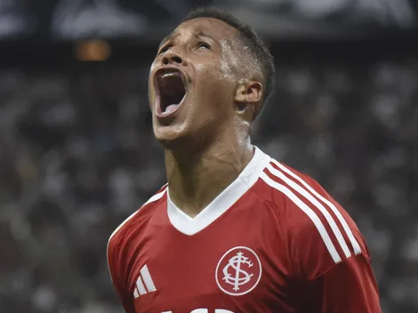 Renovação de Vitinho no Inter trava, mas Santos desiste do atacante