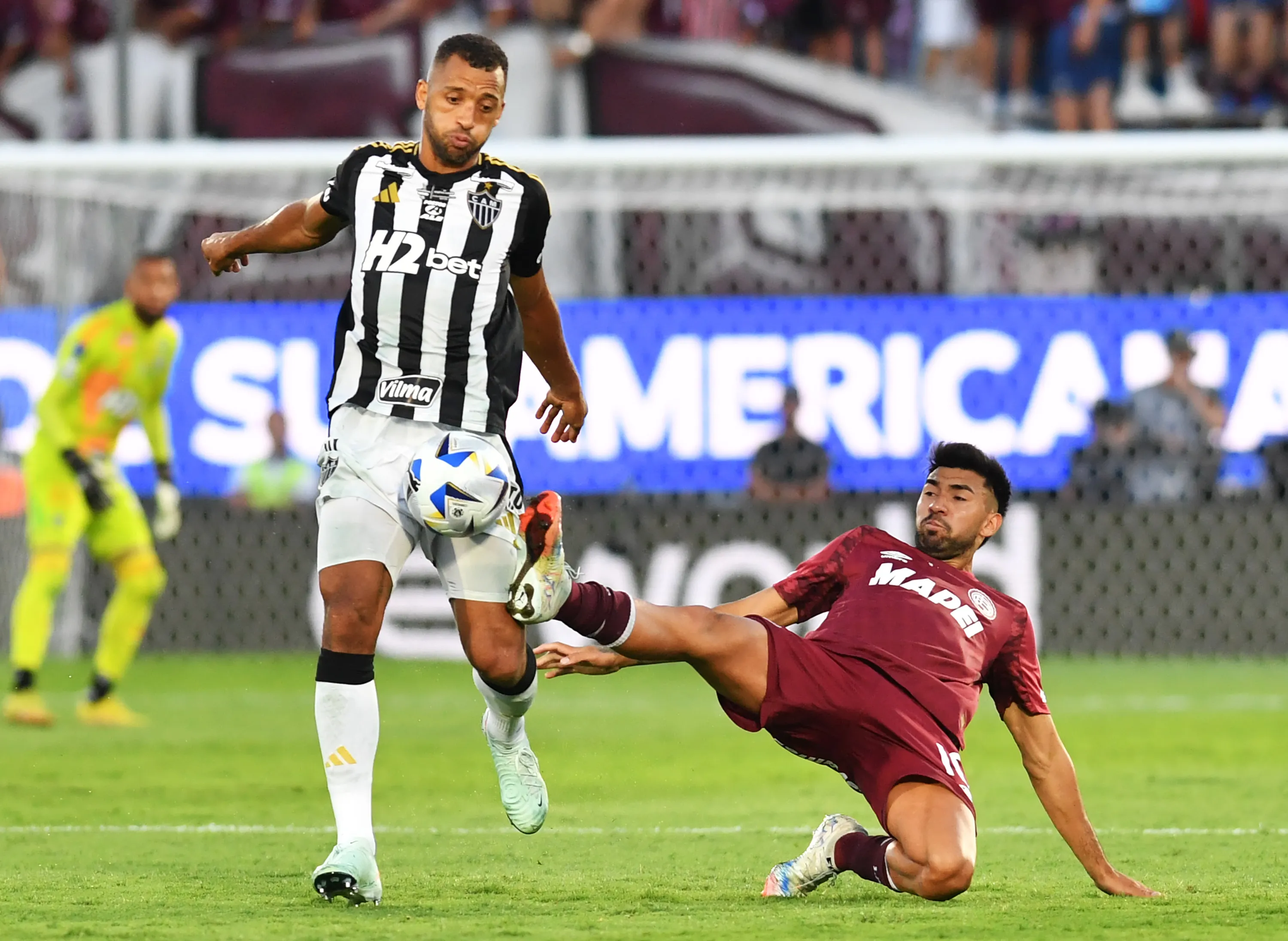 Lanús venceu o Galo na final da Sul-Americana. Photo by Christian Alvarenga/Getty Images