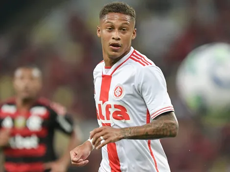 Internacional apresenta final para ficar com Vitinho em 2026