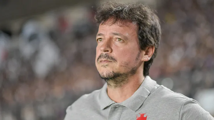 Fernando Diniz técnico do Vasco durante partida contra o Marica no estadio Sao Januario pelo campeonato Carioca 2026.