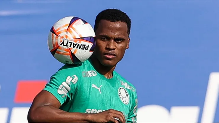 Arias durante treinamento no Palmeiras - Foto: Cesar Greco/Palmeiras/by Canon