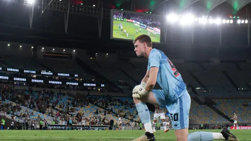 RJ – RIO DE JANEIRO – 27/11/2025 – BRASILEIRO A 2025, FLUMINENSE X SAO PAULO – Young goleiro do Sao Paulo lamenta durante partida contra o Fluminense no estadio Maracana pelo campeonato Brasileiro A 2025. Foto: Jorge Rodrigues/AGIF