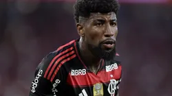 RJ - RIO DE JANEIRO - 19/10/2025 - BRASILEIRO A 2025, FLAMENGO X PALMEIRAS - Emerson Royal jogador do Flamengo durante partida contra o Palmeiras no estadio Maracana pelo campeonato Brasileiro A 2025. Foto: Thiago Ribeiro/AGIF