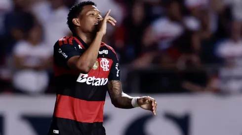SP – SAO PAULO – 28/01/2026 – BRASILEIRO A 2026, SAO PAULO X FLAMENGO – Plata jogador do Flamengo comemora seu gol durante partida contra o Sao Paulo no estadio Morumbi pelo campeonato Brasileiro A 2026. Foto: Marcello Zambrana/AGIF
