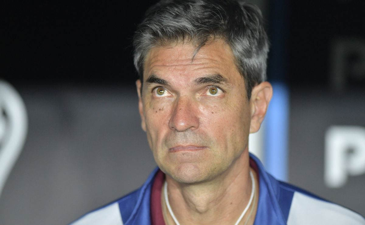 Lanús tem desfalques confirmados e dúvidas para enfrentar o Flamengo na final da Recopa