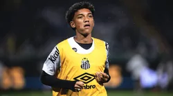 Robinho Jr não vem sendo muito aproveitado - Foto: Ettore Chiereguini/AGIF.