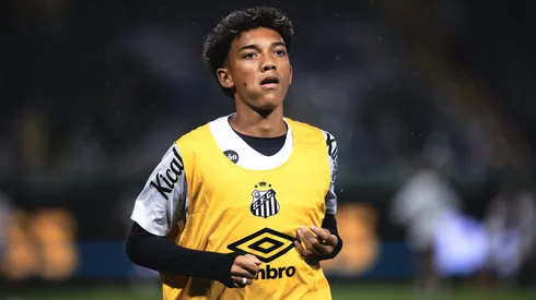 Robinho Jr não vem sendo muito aproveitado - Foto: Ettore Chiereguini/AGIF.