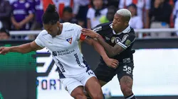 LDU e Botafogo em 2025. Foto: Franklin Jacome/Getty Images