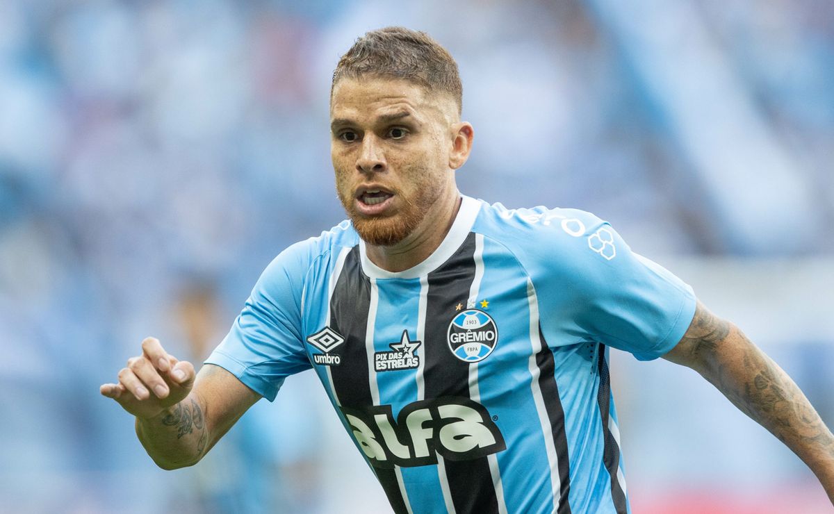 Santos buscou mais informações sobre Cuéllar e decidiu não avançar pelo volante do Grêmio