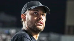 João Basso tem boa relação com Neymar, que se mostra contrário à saída de zagueiro do Peixe