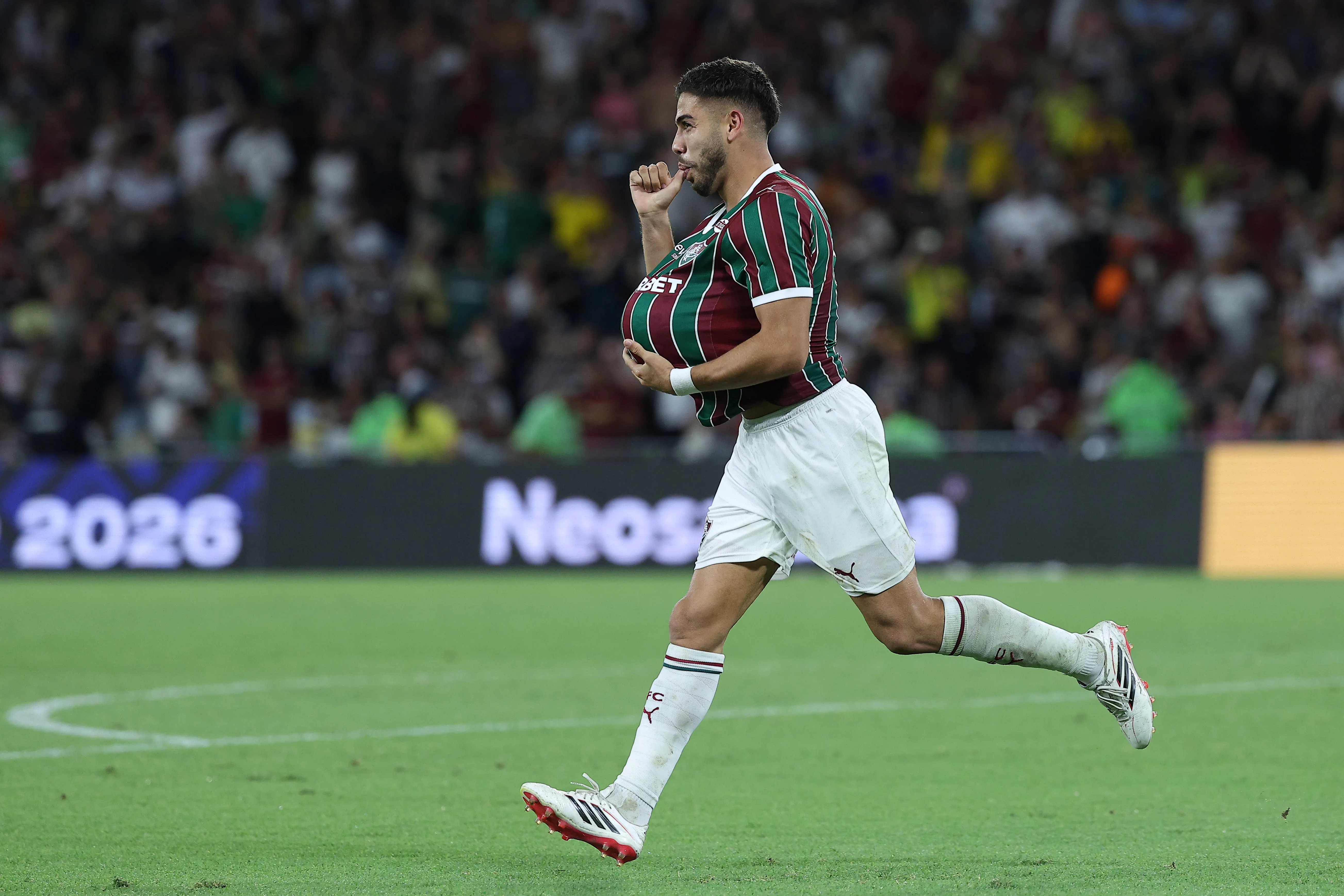 RIO DE JANEIRO, BRAZIL – JANUARY 28: Gustavo Nonato of Fluminense celebrates after scoring the first goal of his team during the match between Fluminense and Gremio as part of Brasileirao 2026 at Maracana Stadium on January 28, 2026 in Rio de Janeiro, Brazil. (Photo by Wagner Meier/Getty Images)