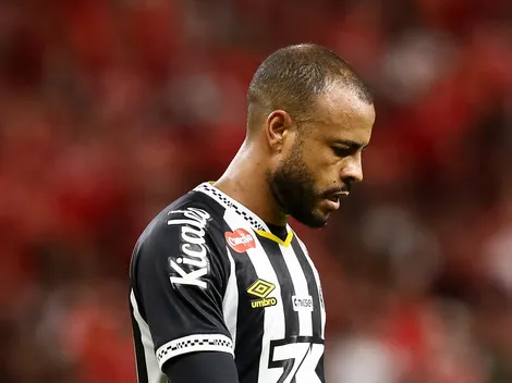 Santos não vai negociar Mayke e João Schmidt