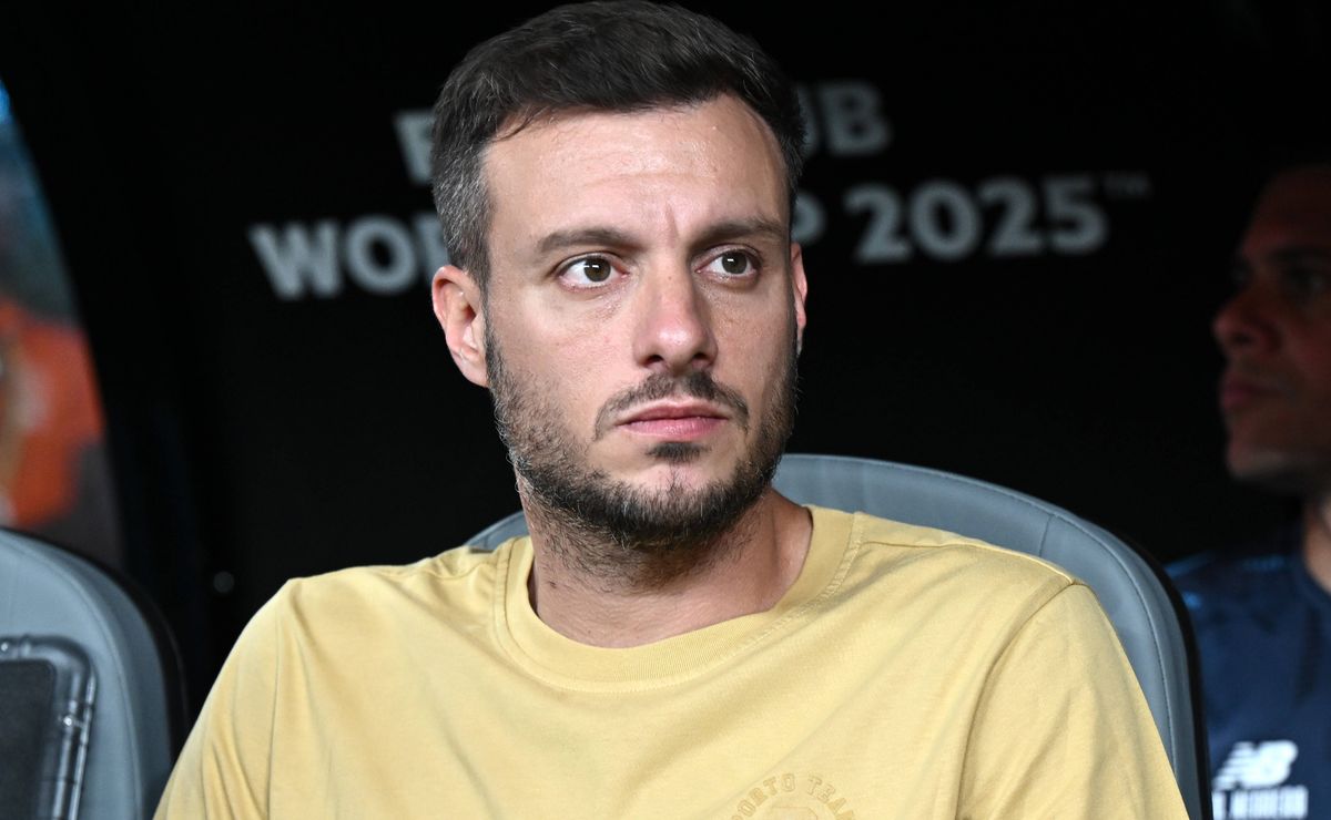 Anselmi aposta em treino com bolas de vôlei para Botafogo driblar 4.000m de altitude na Libertadores