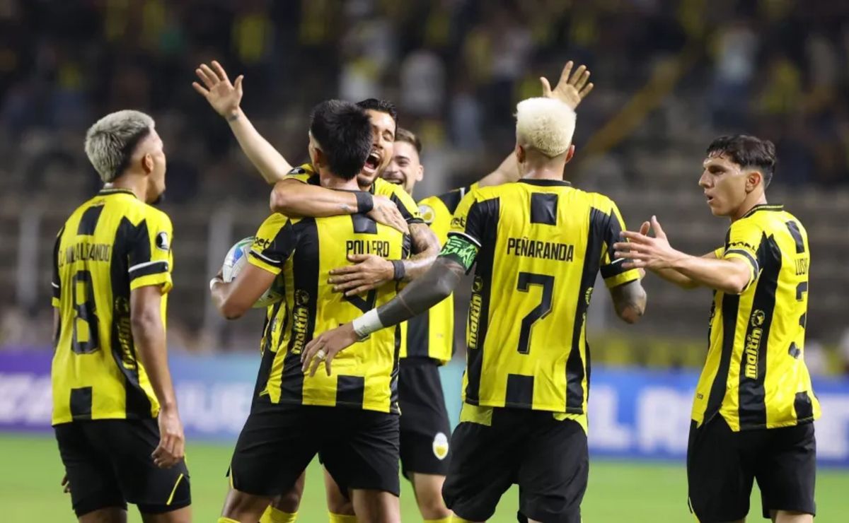 Com Recoba no comando, Táchira recebe o Tolima em briga pela Libertadores