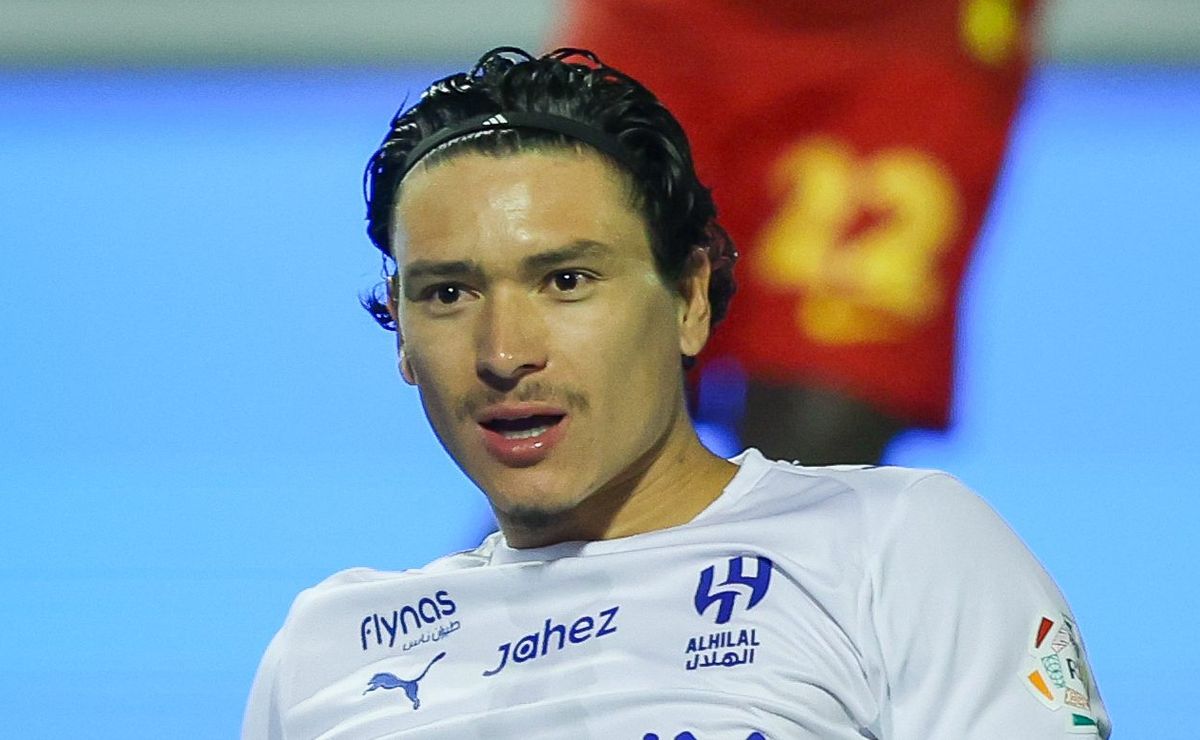 Darwin Núñez emprestado ao Flamengo tem proposta com salário de R$ 2,5 milhões por empréstimo