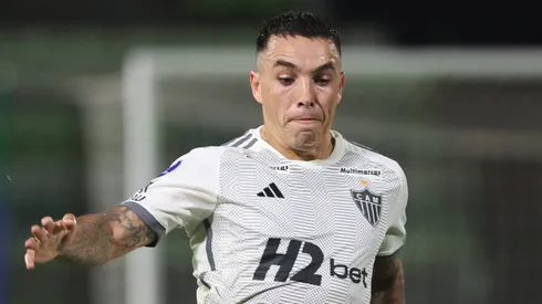 Renzo Saravia, atuando como lateral-direito do Atlético Mineiro (Foto: Edilzon Gamez/Getty Images)