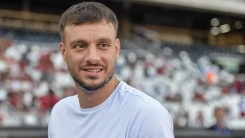 RJ – RIO DE JANEIRO – 15/02/2026 – CARIOCA 2026, BOTAFOGO X FLAMENGO – Martin Anselmi tecnico do Botafogo durante partida contra o Flamengo no estadio Engenhao pelo campeonato Carioca 2026. Foto: Thiago Ribeiro/AGIF