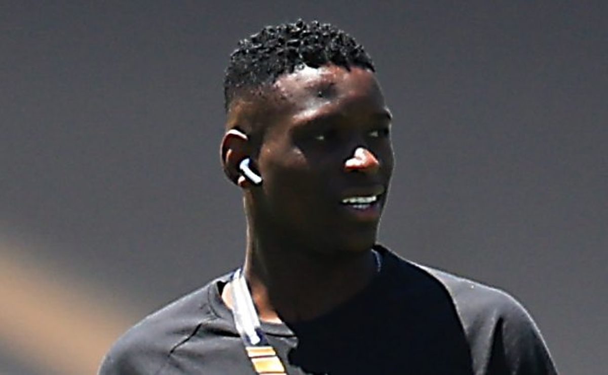 Luiz Henrique recebe proposta de R$ 180 milhões do Palmeiras e Zenit bate martelo exigindo R$ 247 milhões