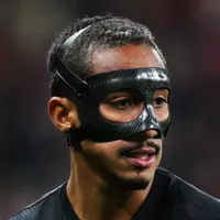 Arthur cresce no Leverkusen e sonha com Seleção