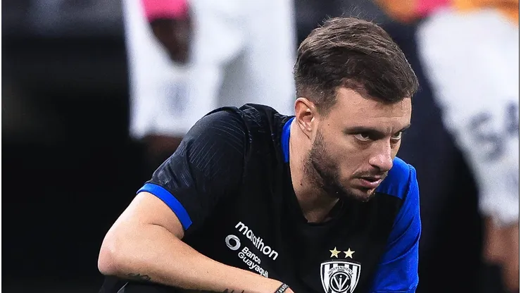 Martin Anselmi técnico do Botafogo durante partida