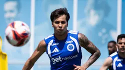 KJ treinando na Toca da Raposa