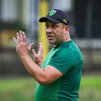 Raul Cabral, técnico do Ypiranga, revela plano para enfrentar o Inter