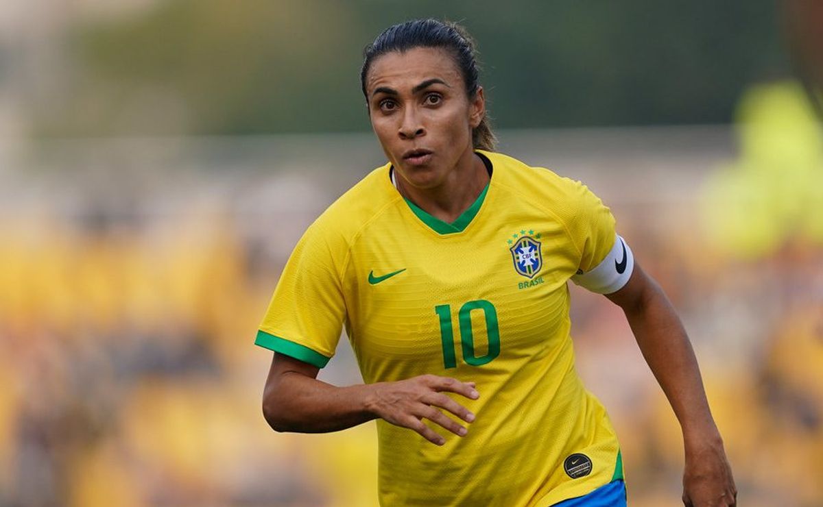 Rainha Marta, eleita seis vezes a melhor jogadora do mundo, completa 40 anos; relembre a trajetória da craque