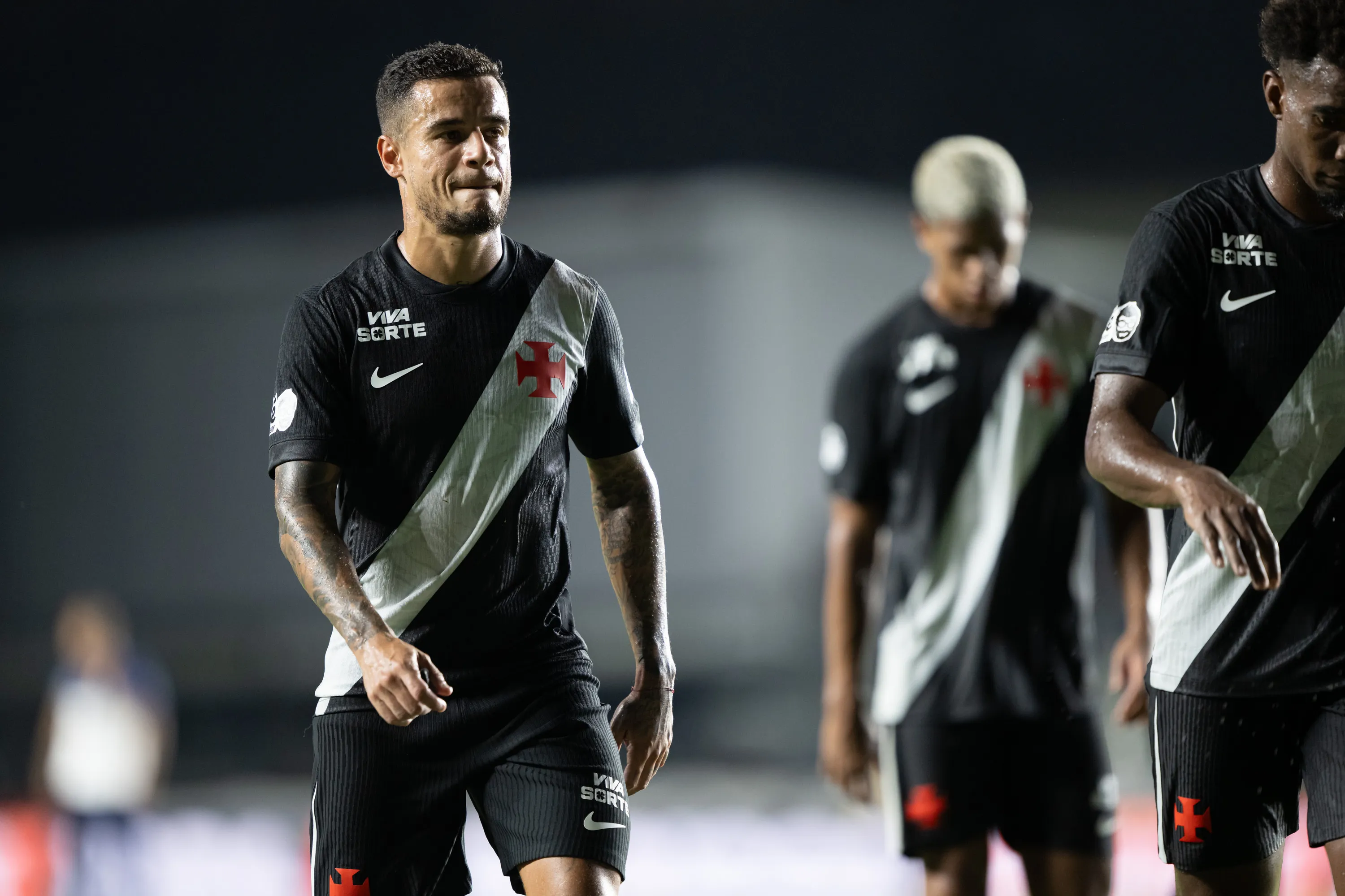 RJ – RIO DE JANEIRO – 14/02/2026 – CARIOCA 2026, VASCO X VOLTA REDONDA – Coutinho jogador do Vasco durante partida contra o Volta Redonda no estadio Sao Januario pelo campeonato Carioca 2026. Foto: Jorge Rodrigues/AGIF
