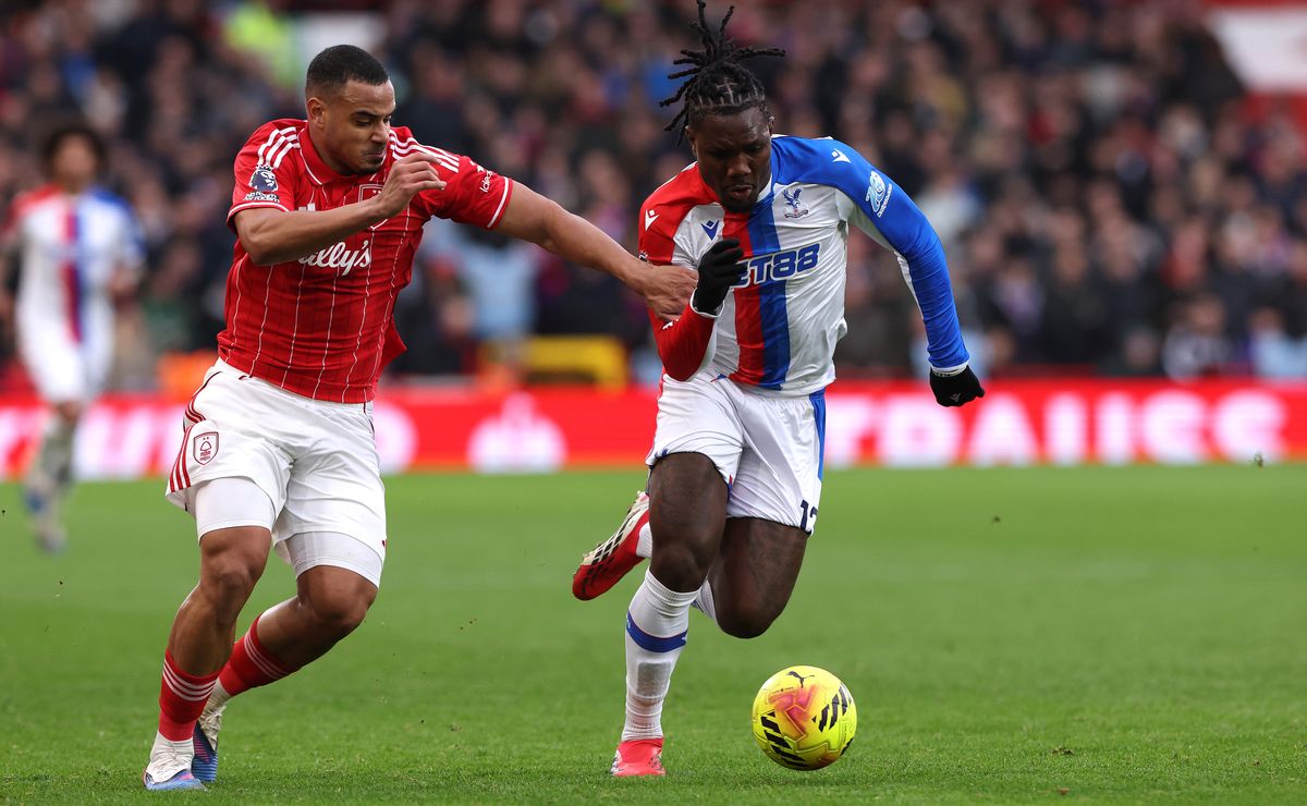 Chelsea e Tottenham sondam Murillo, e Corinthians pode faturar bolada