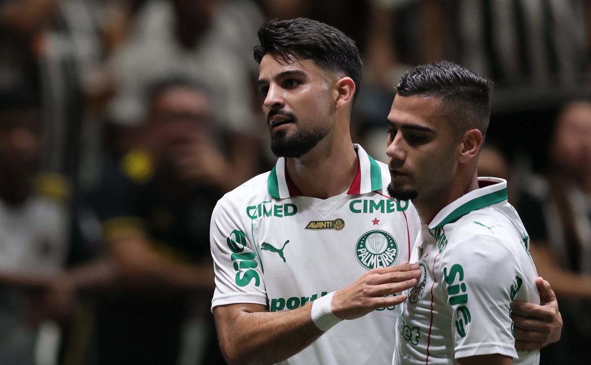 Andreas Pereira e Flaco López participaram de 14 dos 18 gols do Palmeiras na temporada