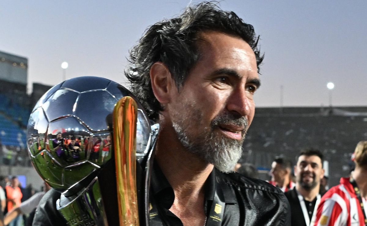 Atlético acerta a contratação do técnico Eduardo Domínguez até o fim de 2027