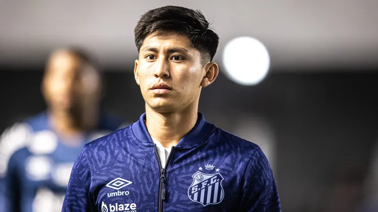 Miguelito, meia-atacante boliviano do Santos