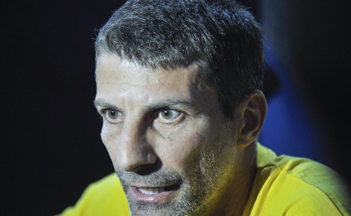 Saída de Philippe Coutinho abala Pedrinho e presidente se aproxima de decisão de deixar o Vasco em 2026