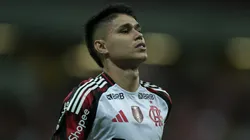 PE - SAO LOURENCO DA MATA - 15/11/2025 - BRASILEIRO A 2025, SPORT X FLAMENGO - Luiz Araujo jogador do Flamengo durante a partida contra o Sport na Arena de Pernambuco, pelo Campeonato Brasileiro A 2025. Foto: Marlon Costa/AGIF