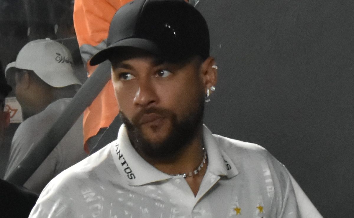 Neymar desabafa sobre o futuro no Santos e não descarta aposentadoria no final de 2026
