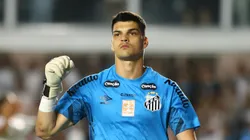 Gabriel Brazão durante partida do Peixe na Vila