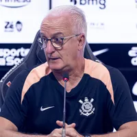 Dorival revela que gramado sintético gerou problema para decisão no Paulistão