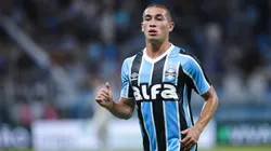 RS - PORTO ALEGRE - 11/02/2025 - GAUCHO 2025, GREMIO X PELOTAS - Pedro Gabriel jogador do Gremio durante partida contra o Pelotas no estadio Arena do Gremio pelo campeonato Gaucho 2025. Foto: Maxi Franzoi/AGIF