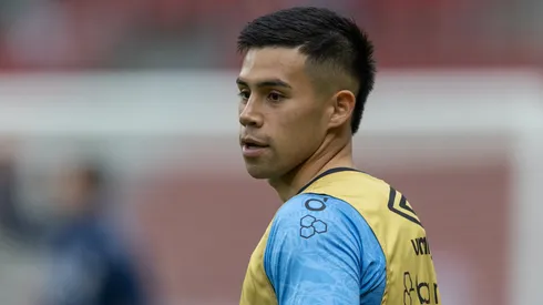 RS – PORTO ALEGRE – 21/09/2025 – BRASILEIRO A 2025, INTERNACIONAL X GREMIO – Alexander Aravena jogador do Gremio durante partida contra o Internacional no estadio Beira-Rio pelo campeonato Brasileiro A 2025. Foto: Liamara Polli/AGIF