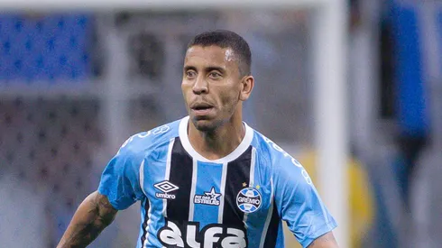 – Marcos Rocha jogador do Gremio durante partida contra o Botafogo no estadio Arena do Gremio pelo campeonato Brasileiro A 2025.