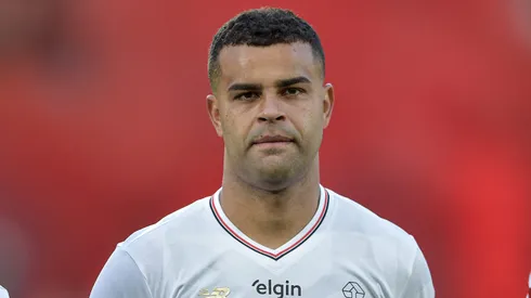 Alisson segue vinculado ao São Paulo.