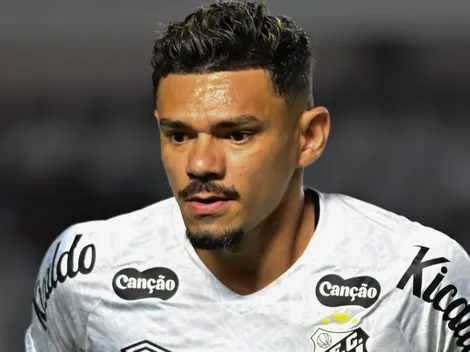 Sem Tiquinho Soares, Coritiba quer Pedro Raul, do Corinthians